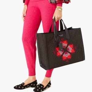 Kate Spade Manhattan Spade Motif
Jacquard Large Tote Bag
